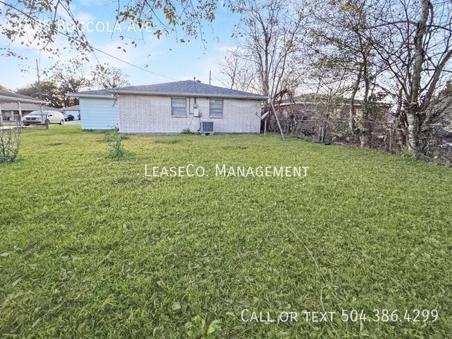 Foto del edificio - 1825 Buccola Ave