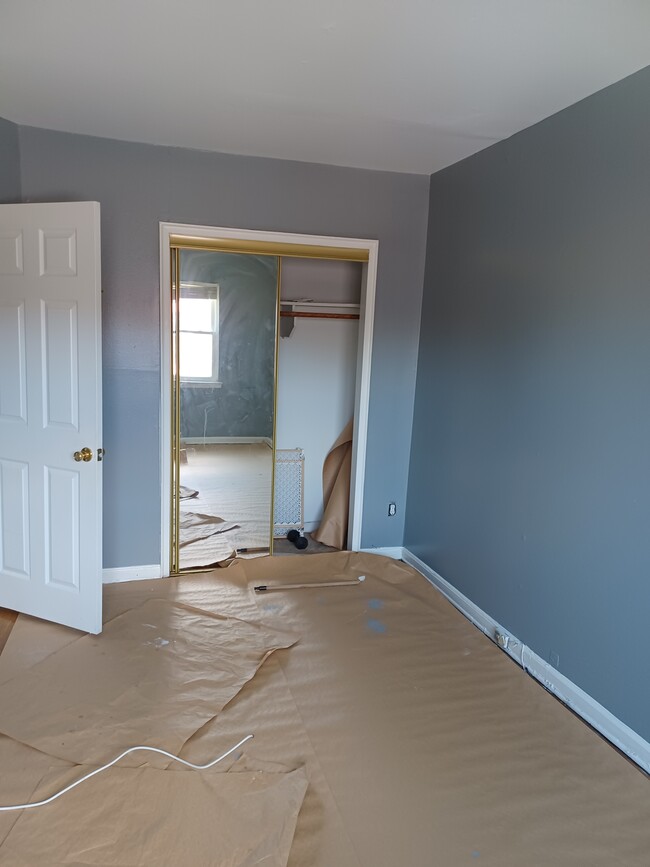 Building Photo - 2337 Haviland Ave
