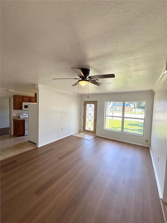 Building Photo - 718 SE 36th Ave