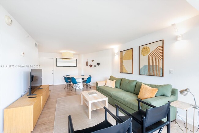 Foto del edificio - 1881 Washington Ave