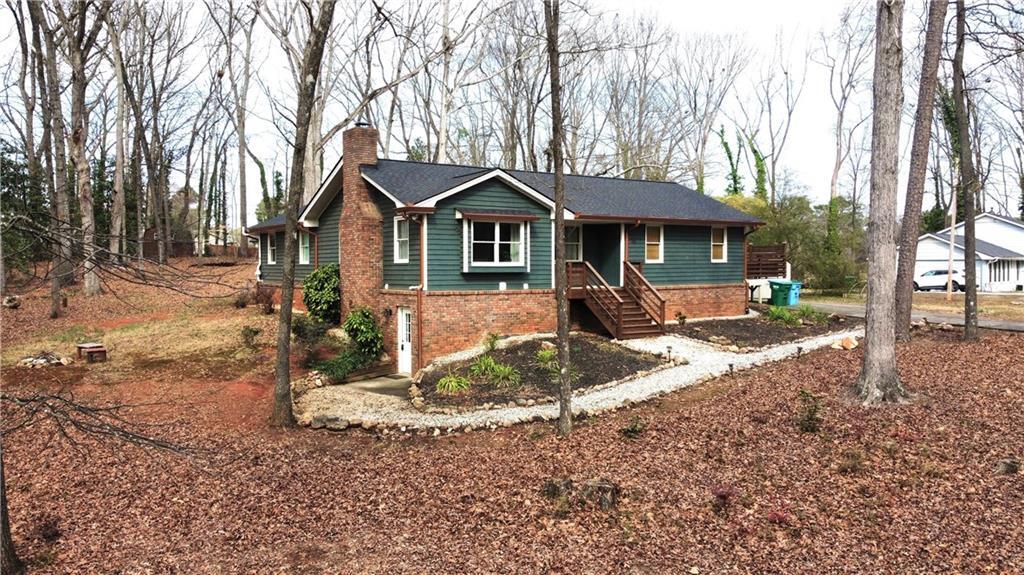 Primary Photo - 2392 Rockbridge Rd SW