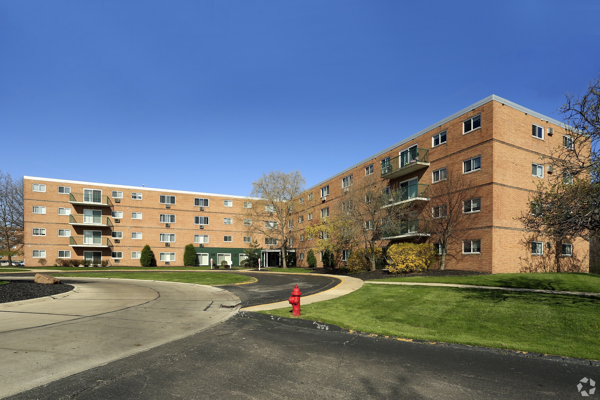 Dorchester Village Apartments – photo 1 of 33