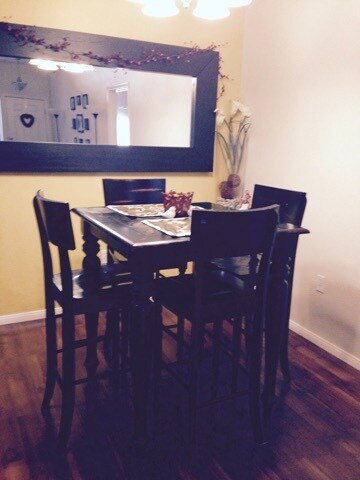 Building Photo - 8805 Jeffreys St