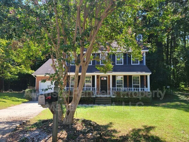 Foto del edificio - 157 Moss Creek Dr