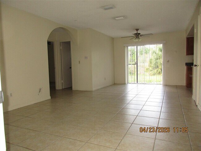 Foto del edificio - 92 Alderwood Dr