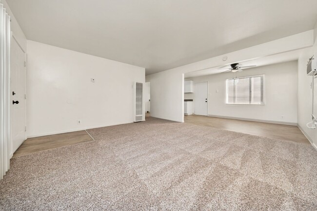 Foto del edificio - 4184 Cornelia Way