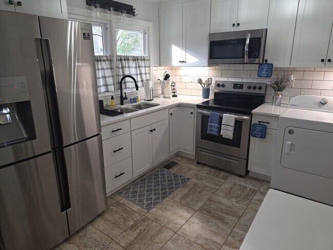 Building Photo - 37 Old Tennessee Rd NE