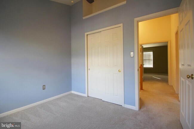 Building Photo - 20771 Deepwater Terrace