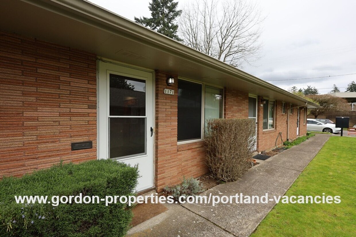 Foto principal - NE 65th Ave - 1 bedroom apartment with new...