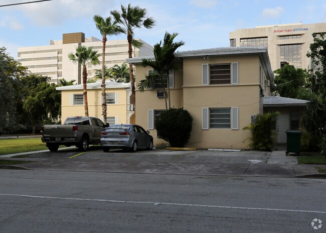 Foto del edificio - 105-109 Calabria Ave