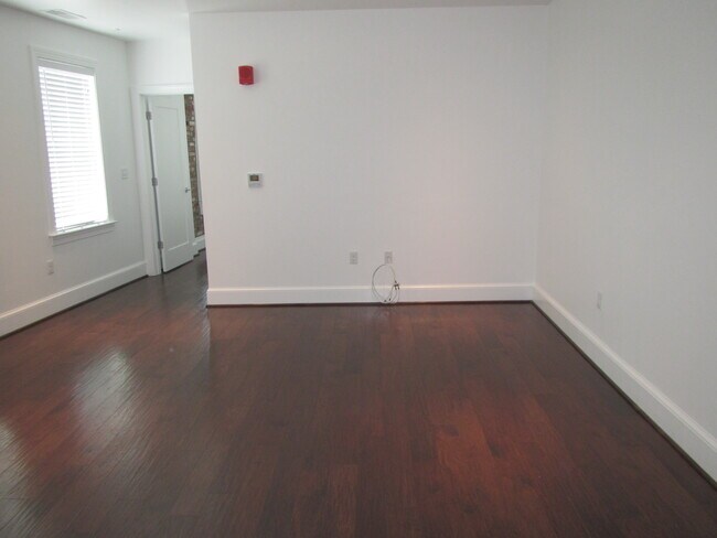 Living Area-image1 - 1252 Wisconsin Ave NW