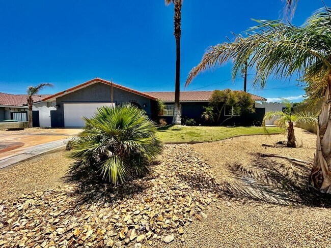 Building Photo - 67905 Medano Rd