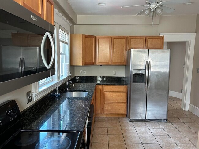 Foto del edificio - 104 W Quincy St