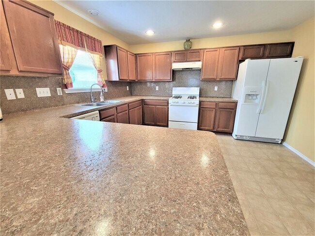 Foto del edificio - 20631 Tayman Oaks Dr