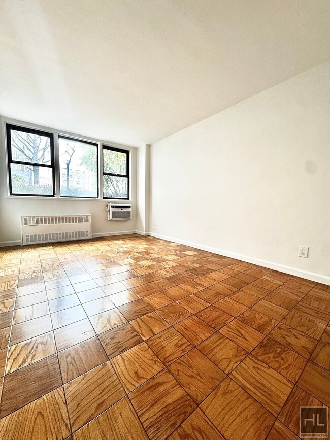 Building Photo - EAST 36 STREET