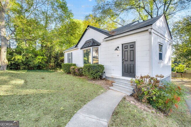 Building Photo - 111 Doran Ave