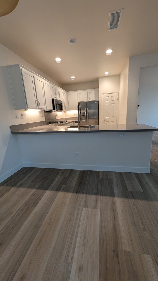 Foto del edificio - 9476 Questa Pointe