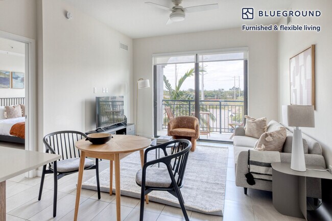 Building Photo - 12501 SW 50th Ct
