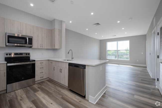 Interior Photo - Creekline at Fairfield
