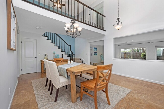 Building Photo - 172 Purcell Drive - 3 bedroom / 2 bathroom...