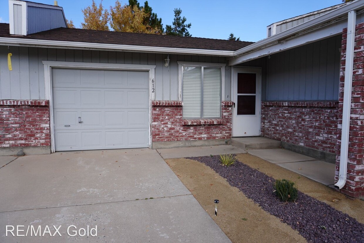 2 br, 2 bath House 612 Sean Drive House Rental in Carson City, NV
