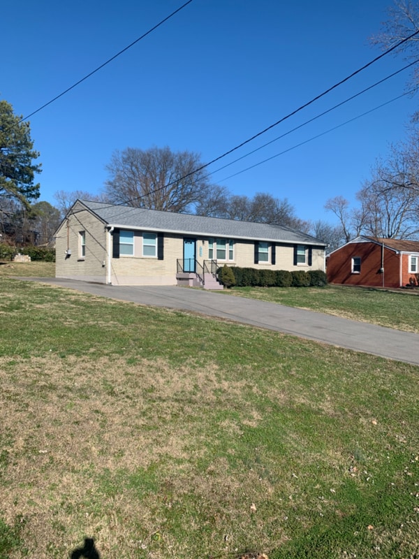 Photo - 317 Bonnaridge Dr House