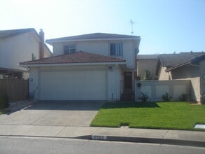 Building Photo - 5162 Bolton Pl