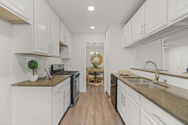 Building Photo - 10223 Flatland Trail