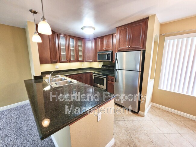 Building Photo - 5525 Shasta Ln