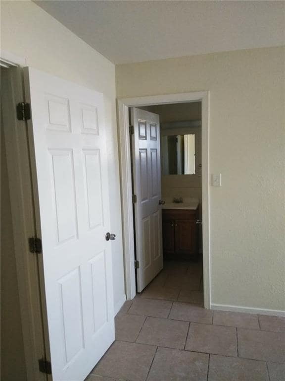 Building Photo - 4016 Moonlight Ave