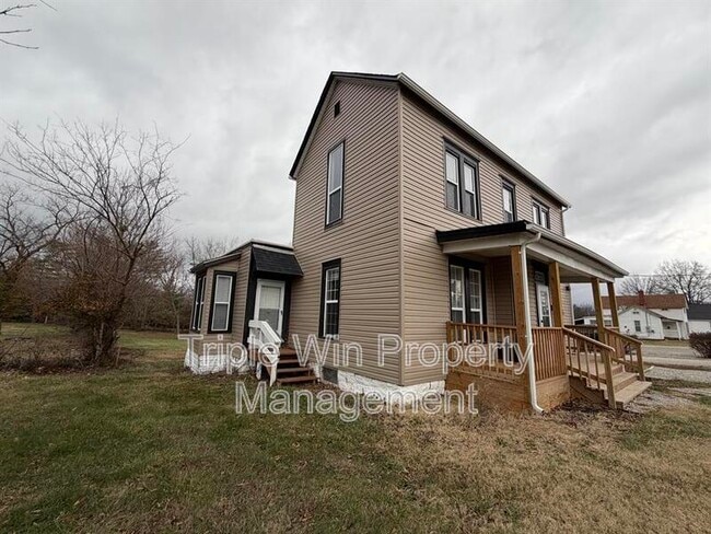 Building Photo - 307 State Hwy 47