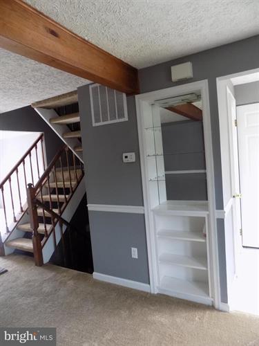 Foto del edificio - 148 Laurel Woods Ct