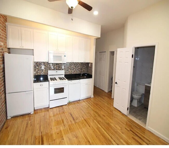 Foto del edificio - 743 Union St