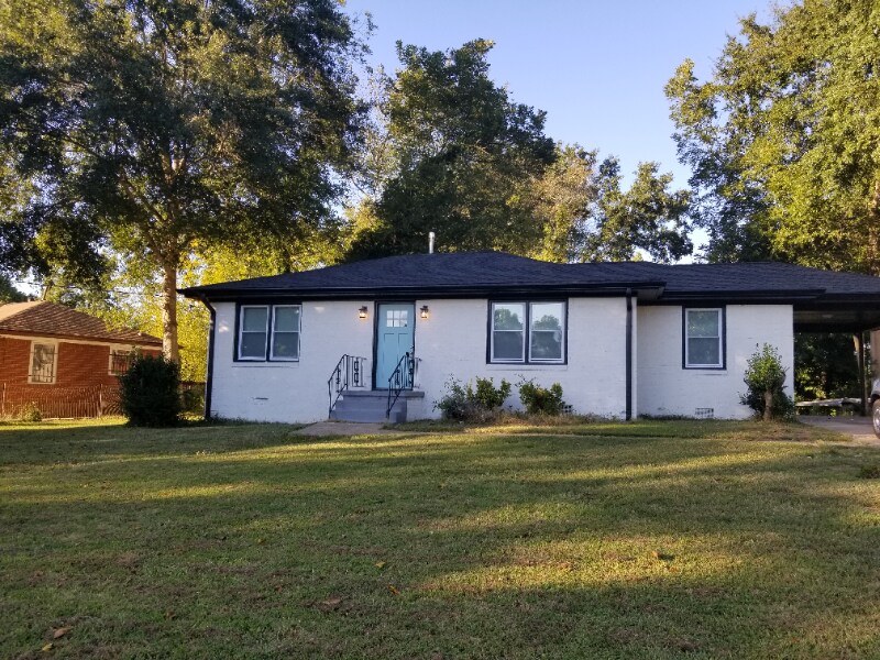 Foto principal - 1709 Valencia Rd