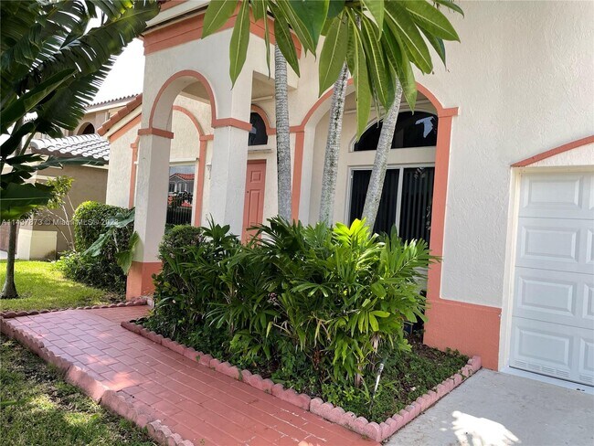 Building Photo - 1601 SW 106th Terrace