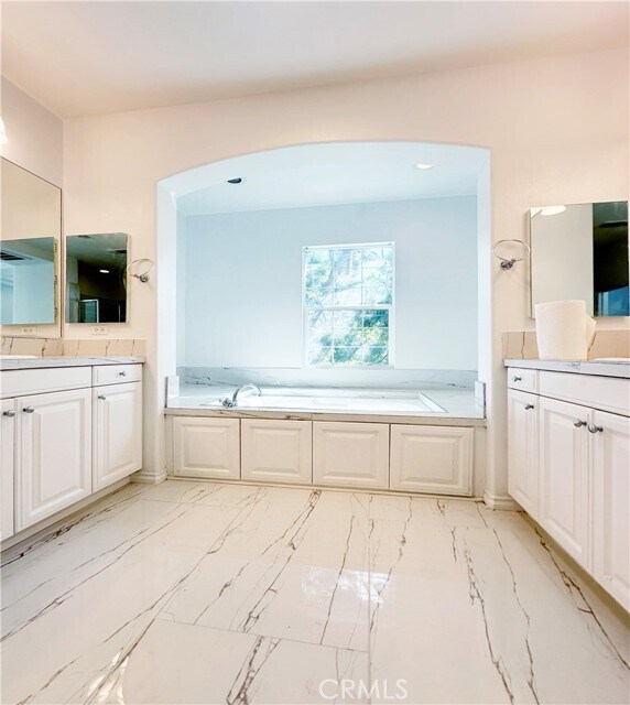 Foto del edificio - 1437 Georgia St