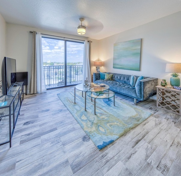 Photo - 511 Lucerne Ave Apartment