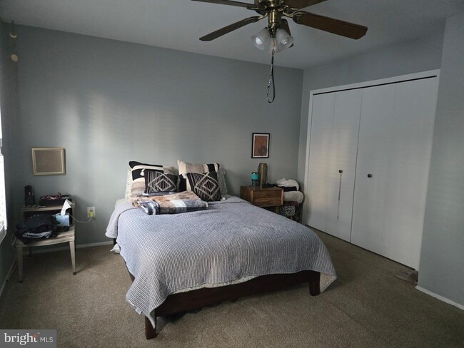 Building Photo - 5407 Fantail Dr