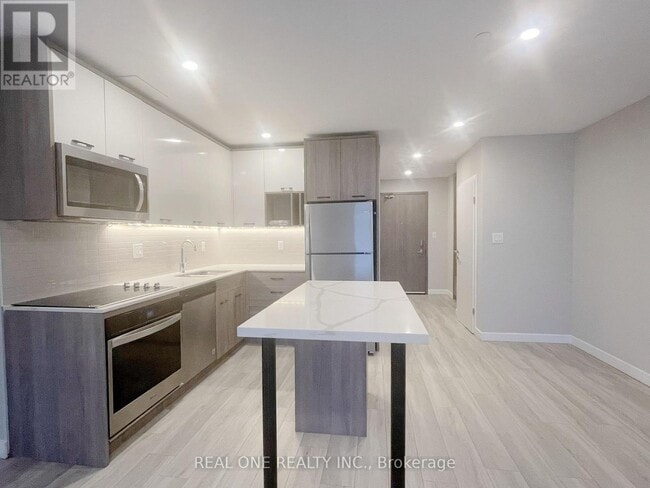 Building Photo - 20 George St