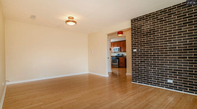 Foto del edificio - 653 South Blvd