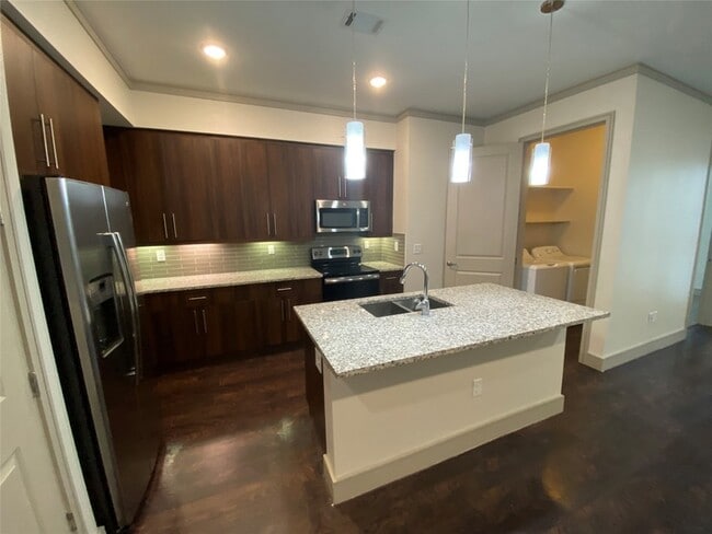 Photo - 1800 St Joseph Pkwy Apartment