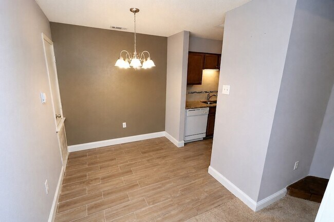 Foto del edificio - 9696 Walnut St