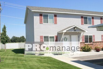 Building Photo - 414 Energy Dr