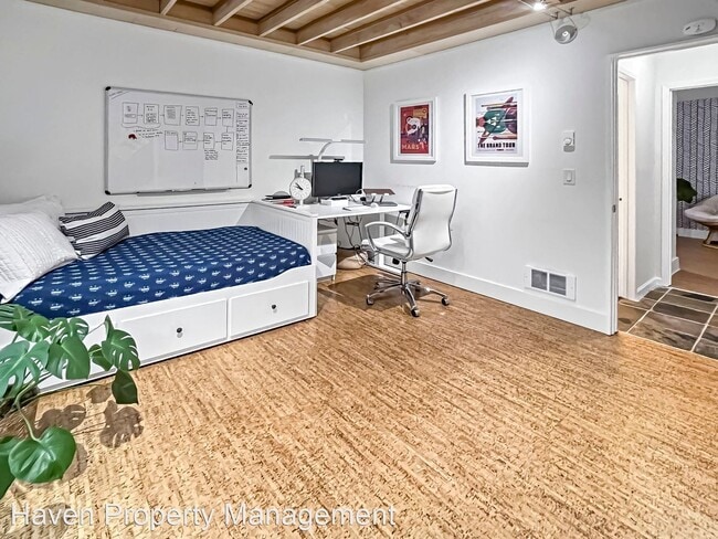 Building Photo - 3 br, 2 bath House - 6728 11th Avenue NW