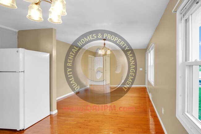 Building Photo - AVAILABLE NOW-BENTLEY SCHOOLS