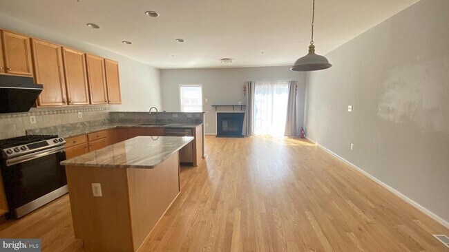 Foto del edificio - 14048 Rockingham Rd