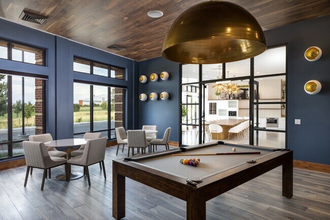 Foto del edificio - Alas Over Lowry