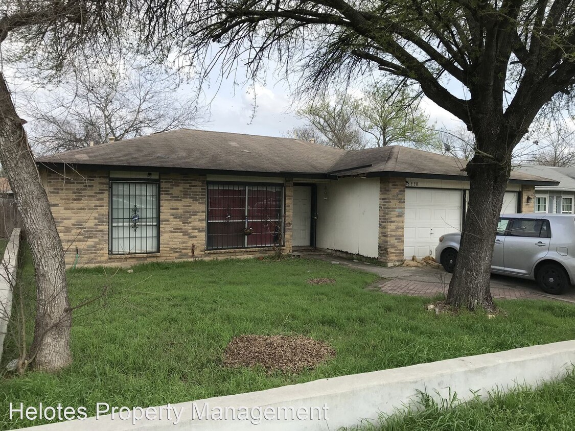 Primary Photo - 3 br, 2 bath House - 8990 Old Sky Harbor