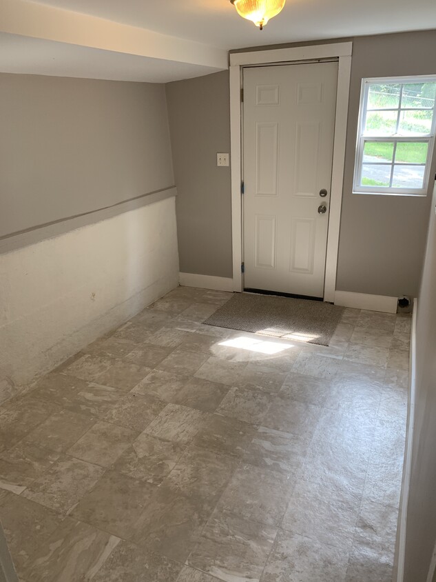 Photo - 5301 Ross Rd (Knoxville, TN)