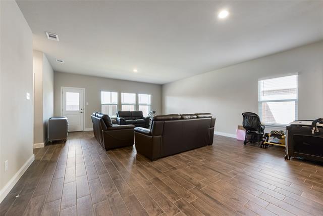 Building Photo - 750 Breckenridge Pk Dr